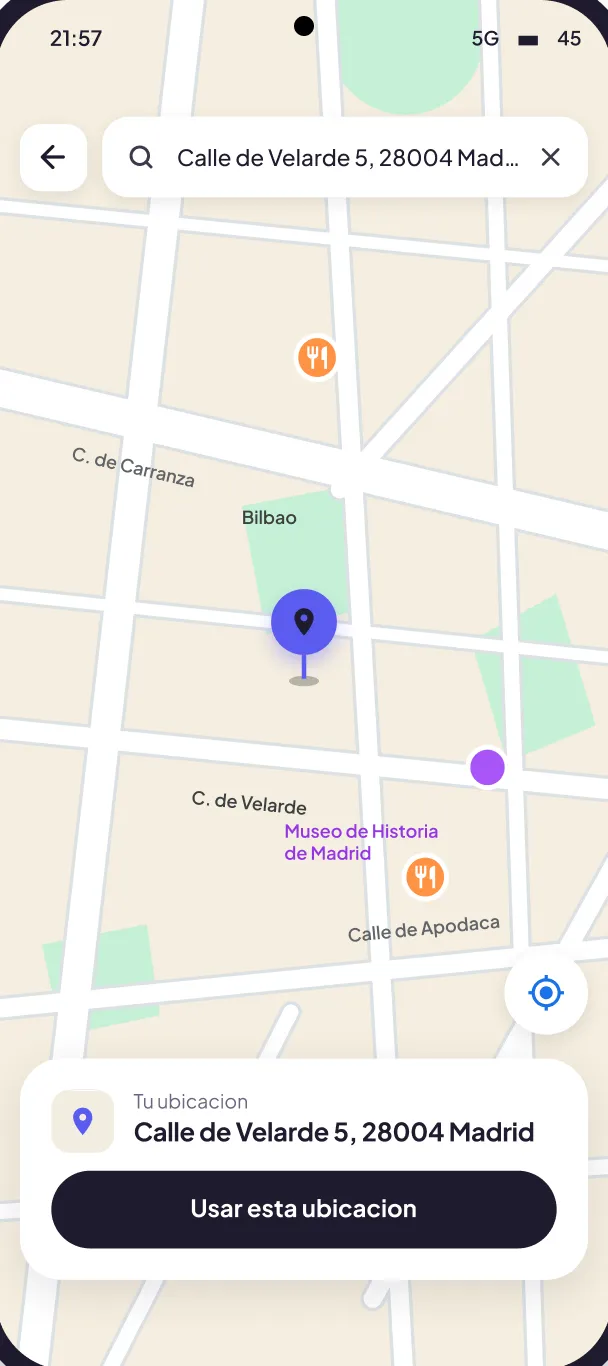 Pantalla de selección de ubicación en la app Bokado con un mapa, un buscador de direcciones y un botón para usar la ubicación elegida.